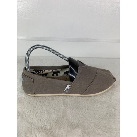 TOMS Classic Ash Canvas Gray Recycled Cotton Canvas Slip On Shoes Women’s Sz 7.5 - Picture 7 of 9